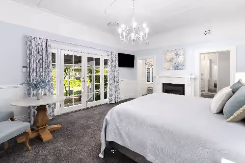 Room at River Hamptons