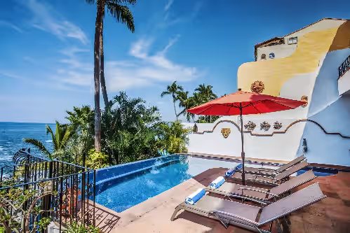Heated Infinity Pool at Casa Carole