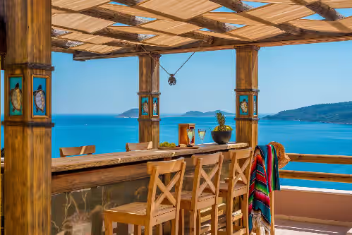 Stunning Villa, Private Heated Pool, Roof Terrace Bar, Pool Table, 200m to beach, photo 3