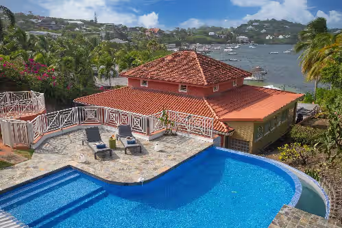 Manzelle & Mazurka ,up to 18 guests Luxury beach front villa in Martinique