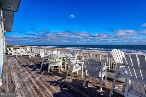 Spectacular Oceanfront house, Private Lane, North Beach, 100 ft beachfront views, photo 2