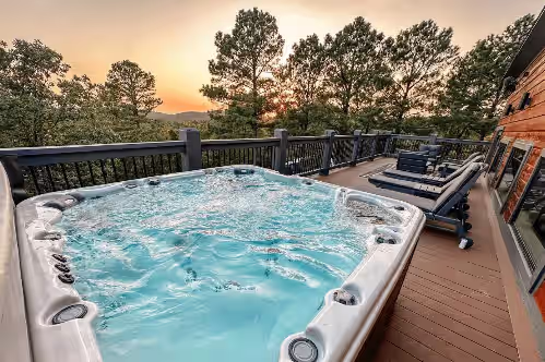 Rooftop Patio Fun New Luxury Cabin with Pool, Indoor 3-Story Slide, Pet Friendly, photo 4