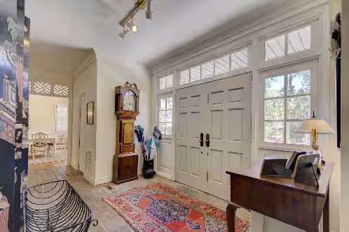 Delightful Sea Island Beach Cottage, Private Pool, Hot Tub & Steps from Beach, photo 4