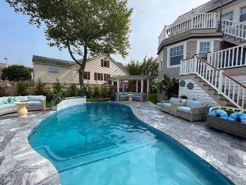 Luxurious Resortlike Pool and Patio, Ocean View, Easy walk to Downtown CM. 8 Bedrooms, photo 3