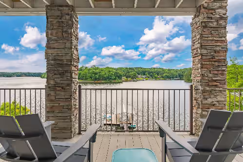 Expansive Retreat with Heated Pool & Endless Entertainment, photo 2
