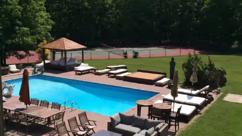 9BR Sag Harbor PRIVATE w/ Pool-Tennis- B-ball- HotTub, photo 3