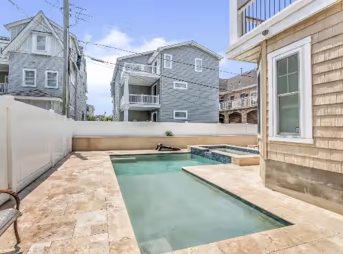 Luxury Beach Front Estate With Pool & Hot Tub Sleeps 16, photo 3
