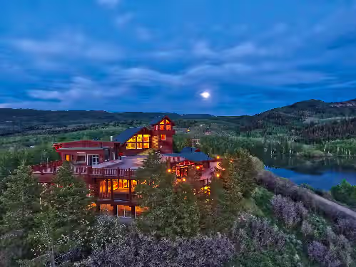 Timber Moose: America's Biggest Log Cabin, photo 2