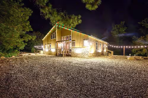 Pent Haus, Heated Pool (For A Fee),Creekside,Gameroom,Playset,Bunks,Pets, EV Outlet, photo 2