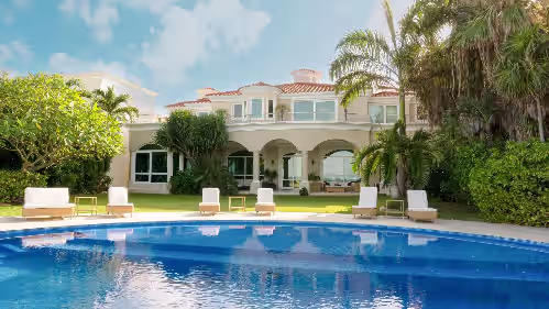 Luxury House On The Beach Villa Bianca Cancun, Hotel Zone Full Gym Chef Included