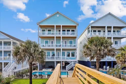 A Coastal Life ***New Construction*** Be One of the First to Enjoy this LUXURIOUS 8 Bedroom Ocean Front House in Cherry
