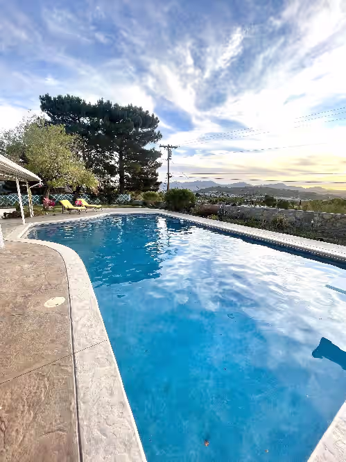 Huge Home with Pool,Bar,Game Room and Mountain View Sleeps up to 14 adults, photo 2