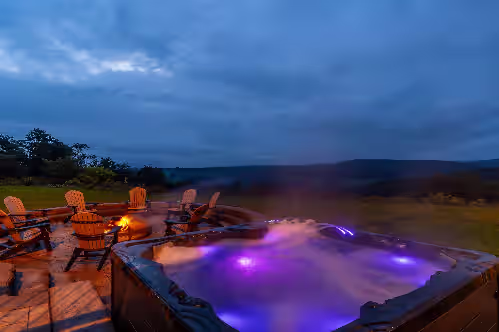 Luxury Estate, Breathtaking View, Storybook Town, Pool, Hottub, FirePit, Game Rm, photo 4