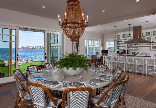 AMAZING BOLD OCEAN-FRONT HOME, WITH BREATHTAKING OCEAN VIEWS, photo 2