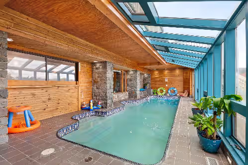 Fun • Indoor Pool Hottub & Sauna • Mystery Room, photo 4