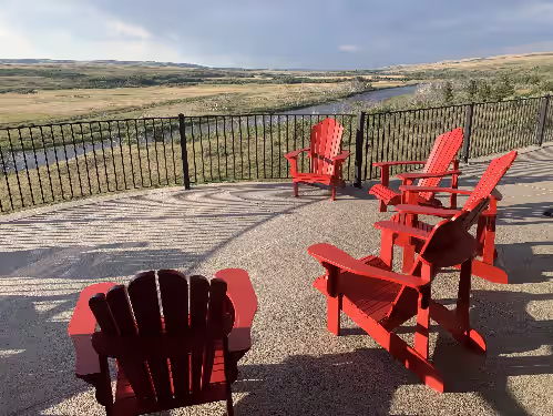 Huge Waterton River Lodge (Residence on a beautiful 3 acres backing the river), photo 4
