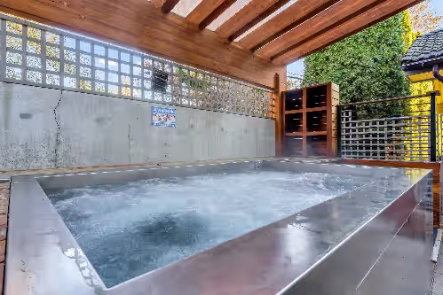 Unique home with private pool in downtown Sandpoint, perfect for Summer fun, photo 5