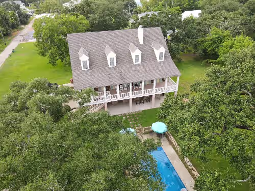 20 Oaks Beautiful location and home on the Beach