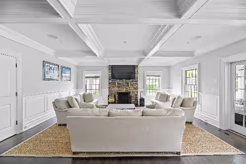 Beautiful home with pool, tennis court, game room, central AC, & washer/dryer, photo 4