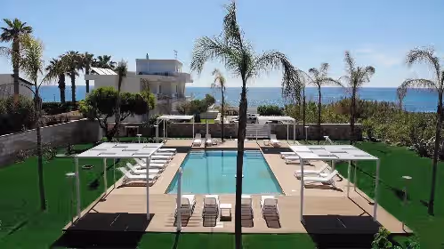 St. Charles Puntocom, sea view, with swimming pool and parking, photo 2