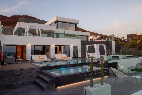 Vacation Villa 'Infinity' with Sea View, Wi-Fi and Air Conditioning