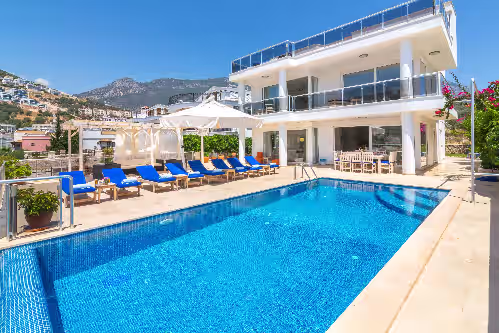 Magnificent Private Villa with Heated Pool, Boutique Spa and Spectacular Views, photo 4