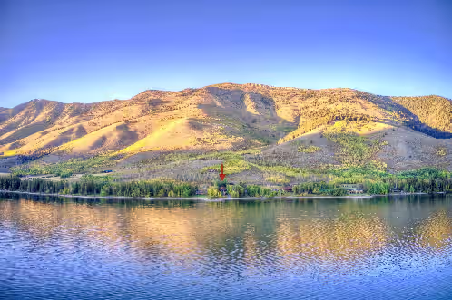 Luxury Lakefront Lodge-less than 15mins to Yellowstone-360 degree postcard views, photo 2