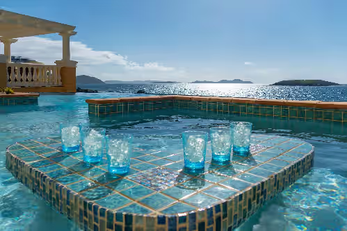 Spectacular Oceanfront 6 BDRM Expansive Villa, photo 3