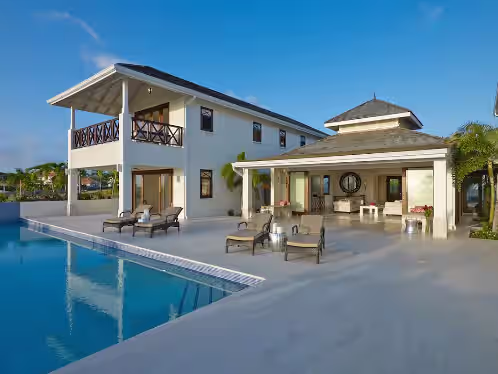 Estate with 8 bedrooms featuring a beautiful uninterrupted view along the West C