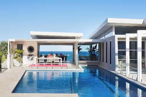 Beachfront Hideaway, photo 3
