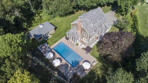 Amazing Beach House in the Woods with Pool and Hot Tub
