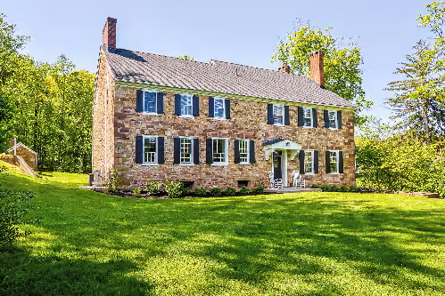 Historic Country Estate with Fabulous Pool & Pool House, photo 2