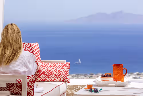 Outdoor dining at 5 bedroom luxury villa with pool and sea views