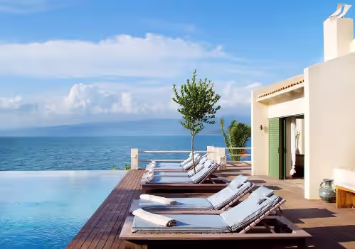 Perfect retreat for large families and groups of friends.