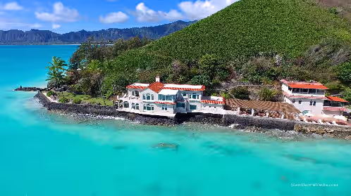 Gorgeous Lankai Villa with Access to Secluded White Sand Beach