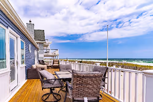 Ocean Front home, Private Beach , 5 Bedrooms, 4 full baths, sleeps 14, photo 3