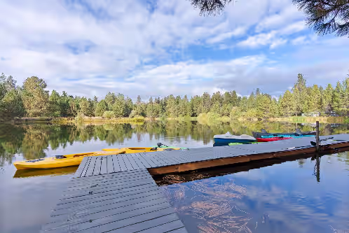 Risa Cabin: Hot Tub, Private Lake Reviews, Deals & Photos 2026, photo 4