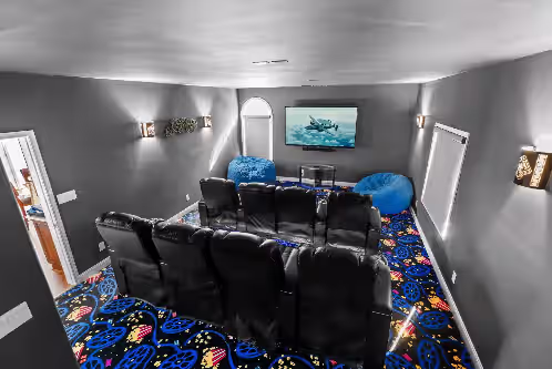 Endless Summer-Sleeps 36-Movie Theater/Hot Tub, photo 4