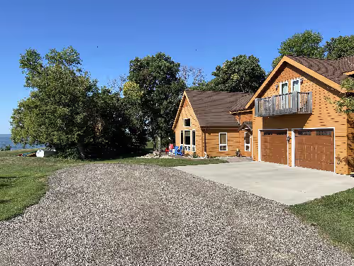 Beautiful Lakefront home on the Flats, sleeps 7, Heated garage, SnoBear, photo 4